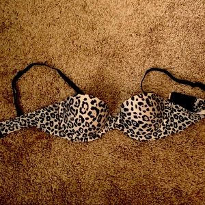 32B multi-way leopard print bra